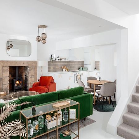 Luxe Design - Grade II Listed Cottage - Heart Of Alnwick Bagian luar foto
