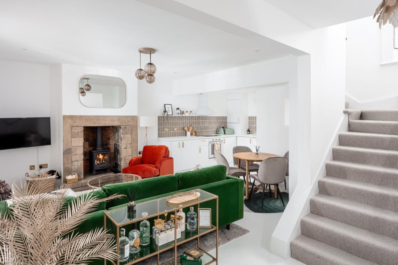 Luxe Design - Grade II Listed Cottage - Heart Of Alnwick Bagian luar foto
