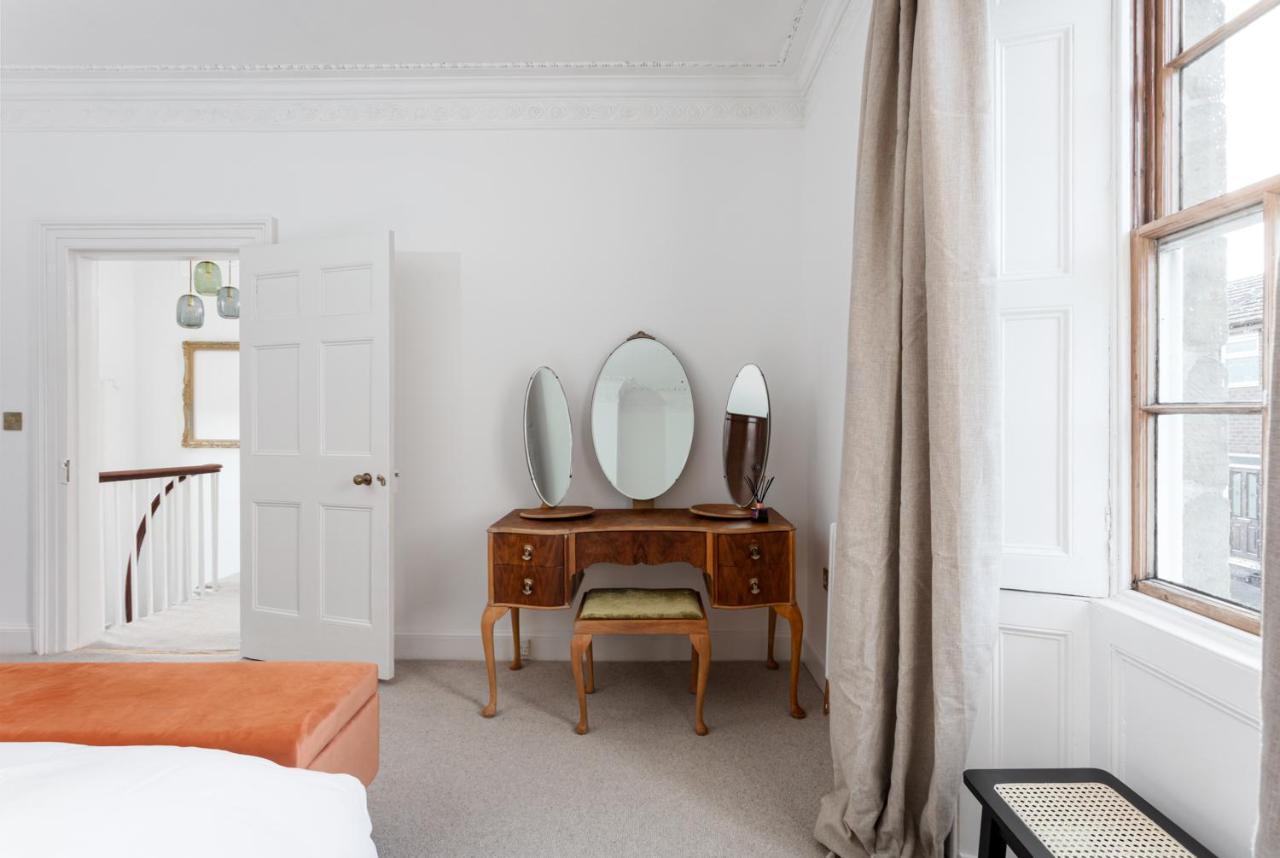 Luxe Design - Grade II Listed Cottage - Heart Of Alnwick Bagian luar foto