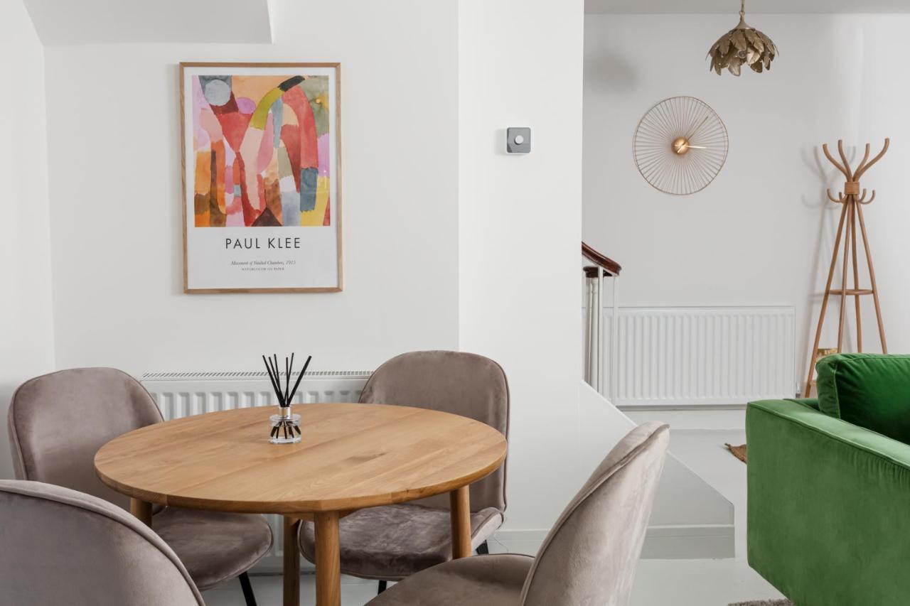 Luxe Design - Grade II Listed Cottage - Heart Of Alnwick Bagian luar foto